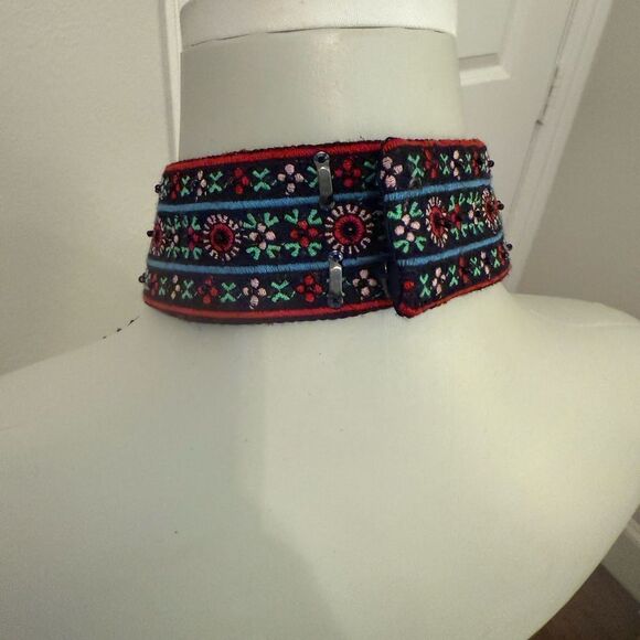 Sherri Hill Gown size 6 - Picture 13 of 15